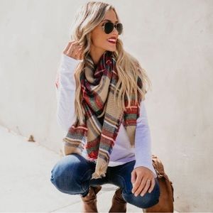 Vici BLANKET SCARF Tartan Plaid